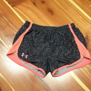 Under Armour shorts medium heat gear